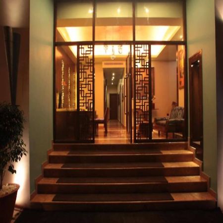 Justa Mg Road Hotel Bangalore Exterior photo
