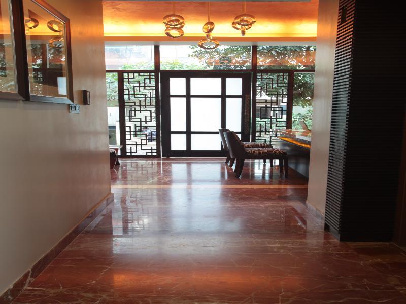 Justa Mg Road Hotel Bangalore Exterior photo