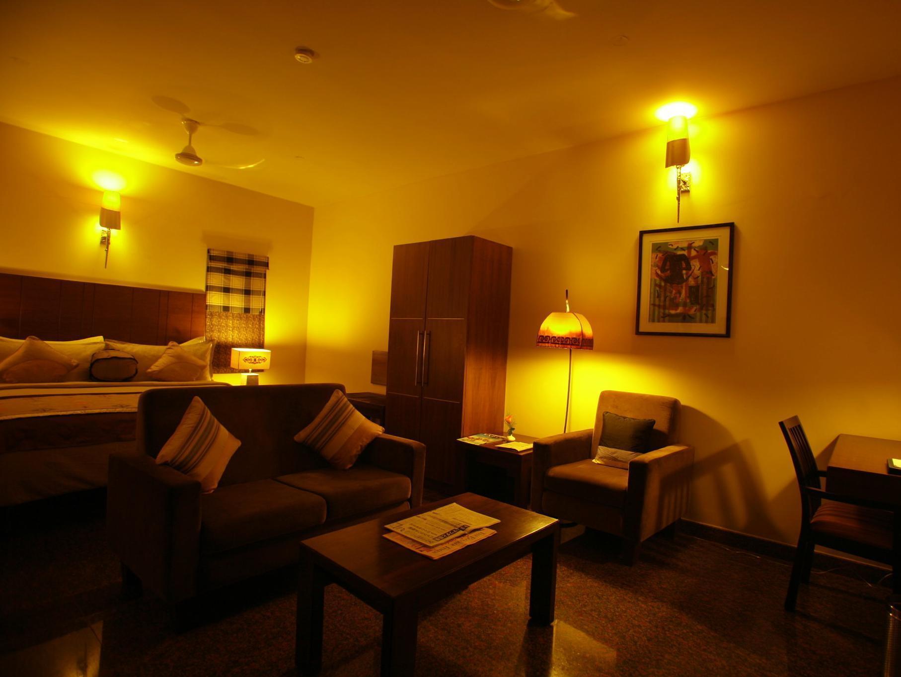 Justa Mg Road Hotel Bangalore Exterior photo